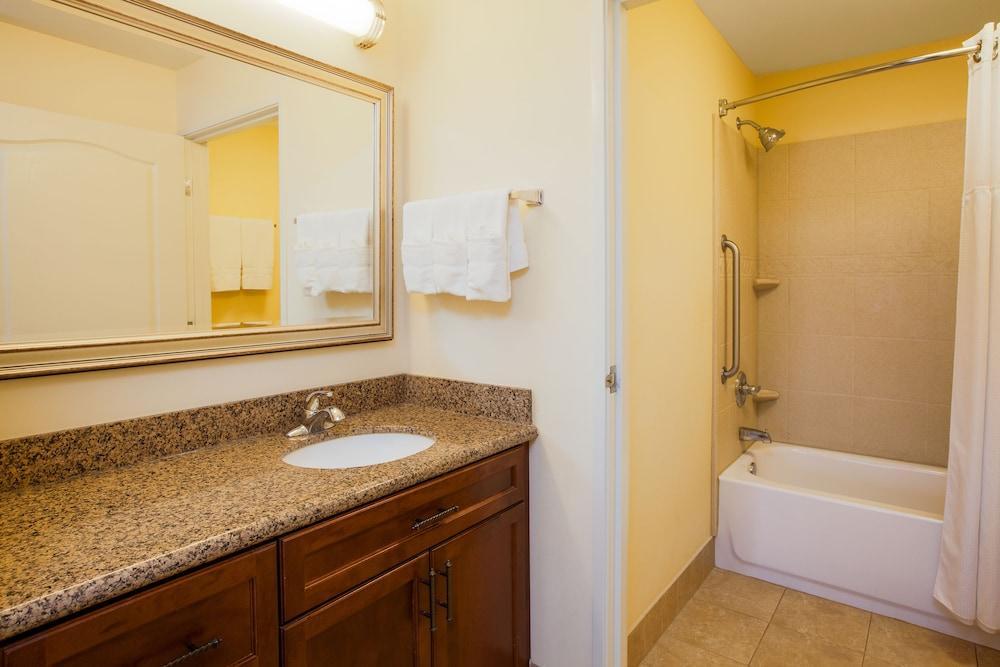 Staybridge Airport By Ihg El Paso