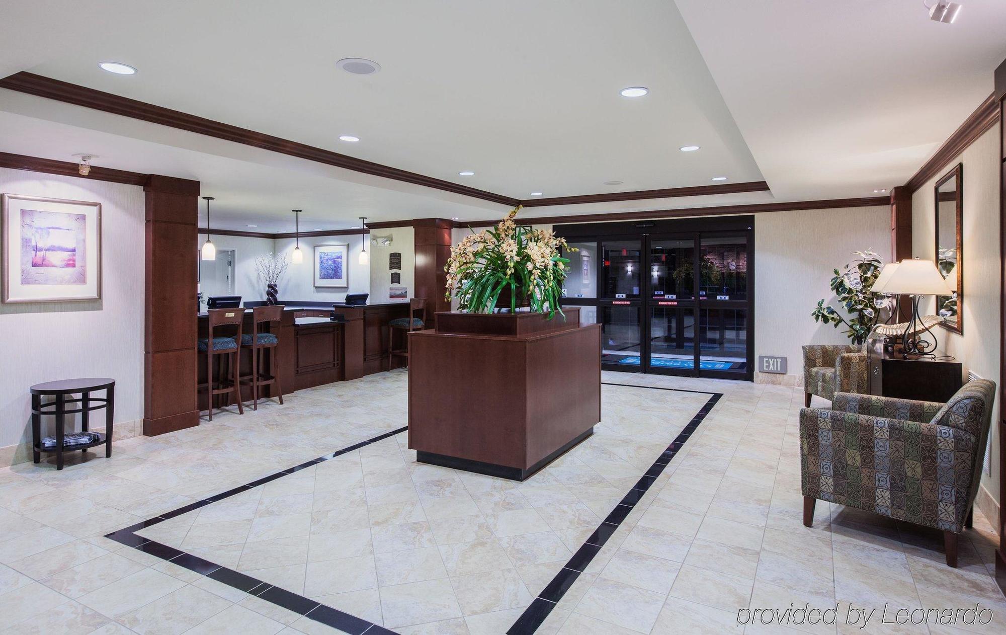 Staybridge Airport By Ihg Hotel 3*